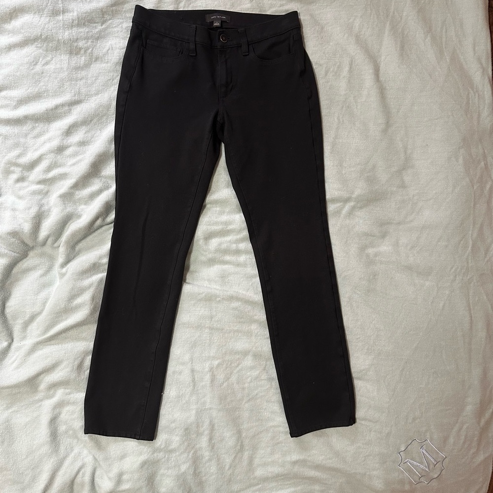Ann Taylor Black Skinny Pants Sleek Fit